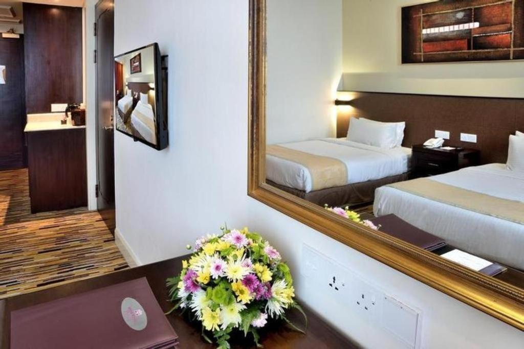 Hotel Royal Penang Джорджтаун Экстерьер фото